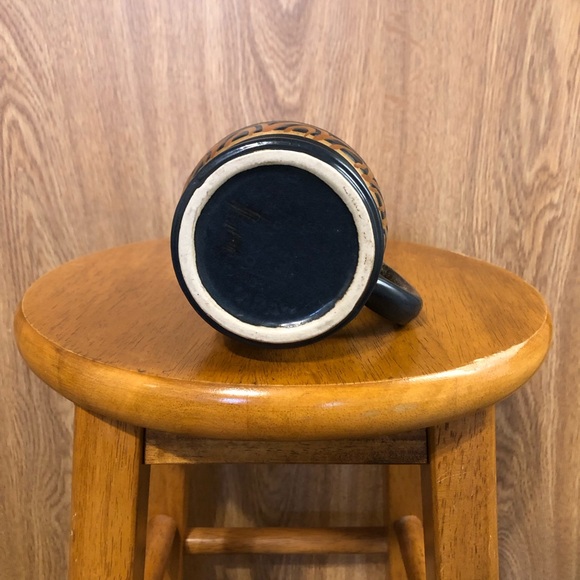 Mid Century Japan Hand Painted Pottery Mug - Picture 3 of 4